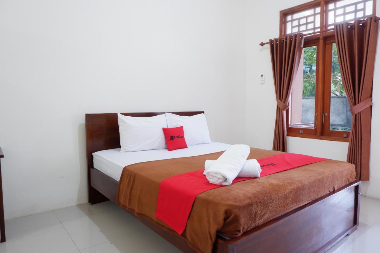Reddoorz At Bale Eja Syariah Senggigi Apartman Montongbuwoh Kültér fotó