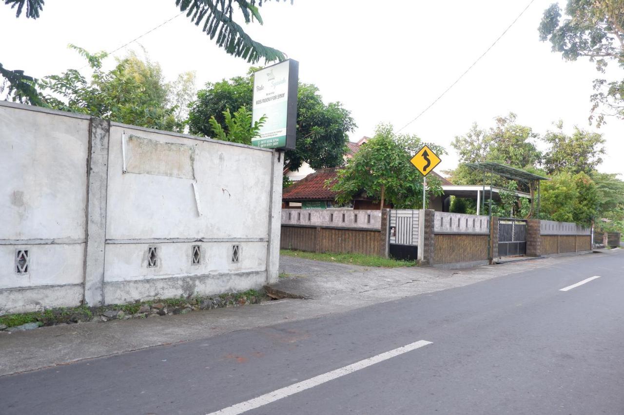 Reddoorz At Bale Eja Syariah Senggigi Apartman Montongbuwoh Kültér fotó